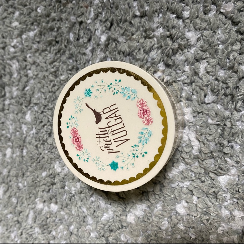 Pretty Vulgar Powder and highlighter bundle